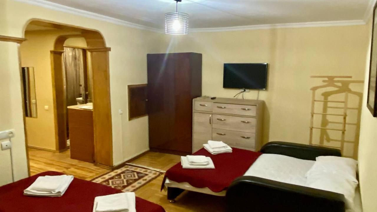 Mari Apartment Τυφλίδα Εξωτερικό φωτογραφία