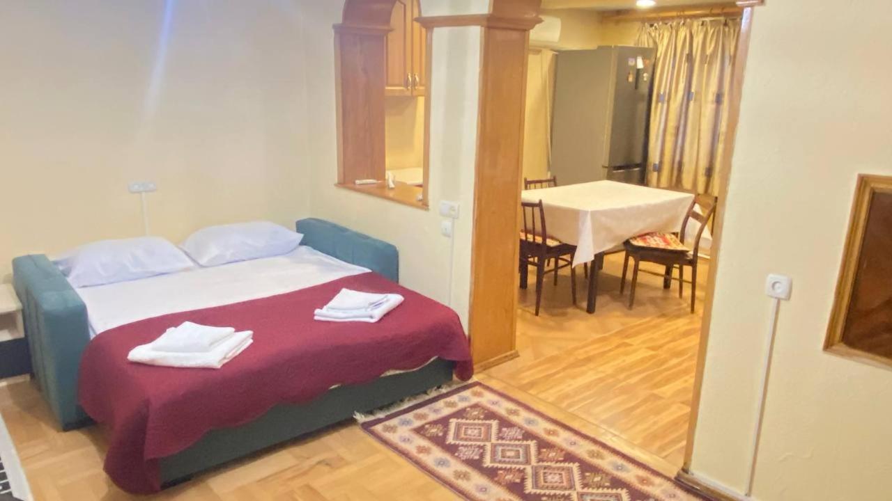 Mari Apartment Τυφλίδα Εξωτερικό φωτογραφία