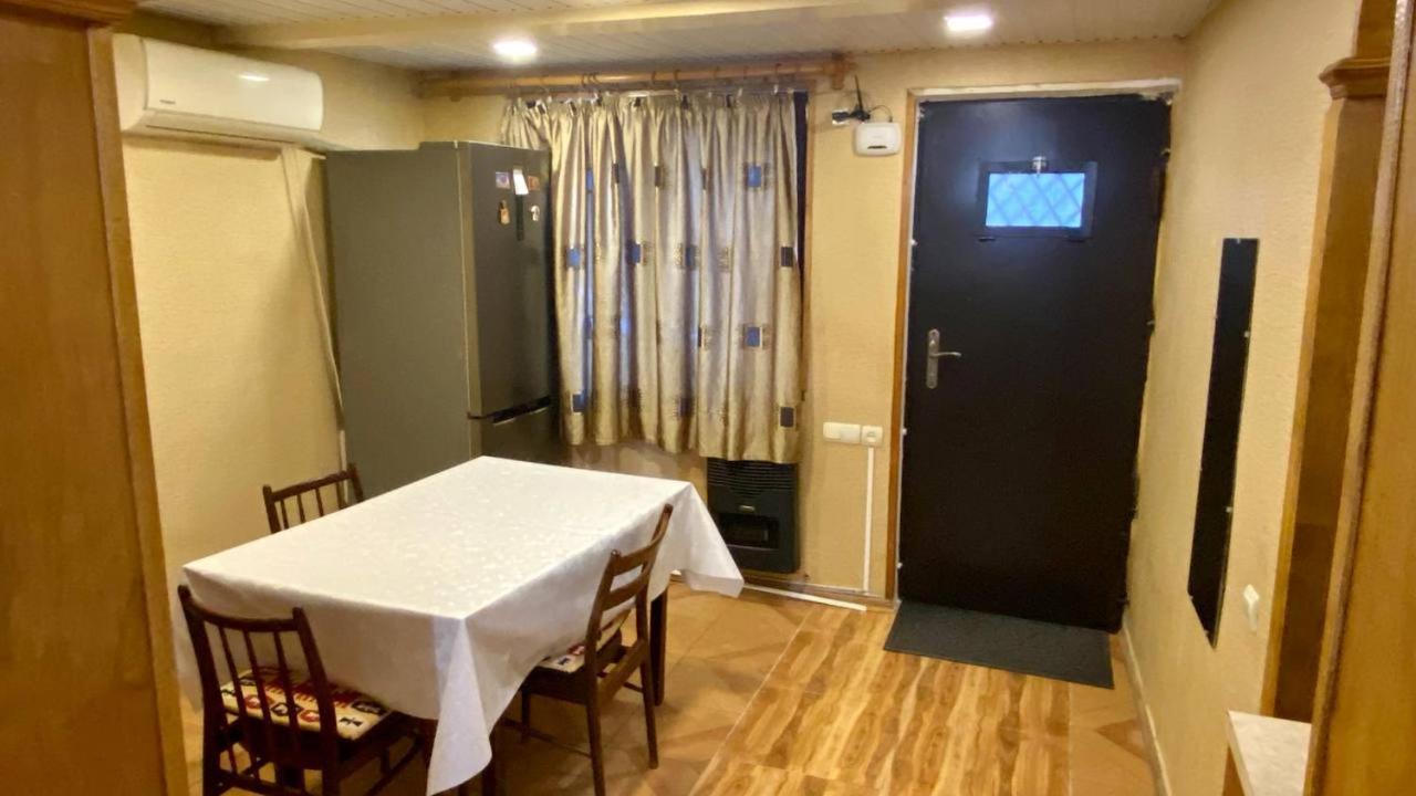 Mari Apartment Τυφλίδα Εξωτερικό φωτογραφία