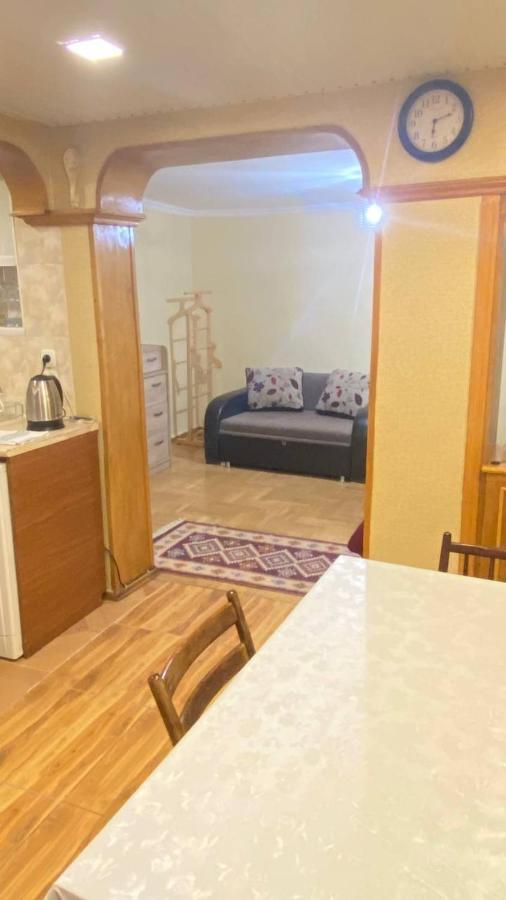 Mari Apartment Τυφλίδα Εξωτερικό φωτογραφία
